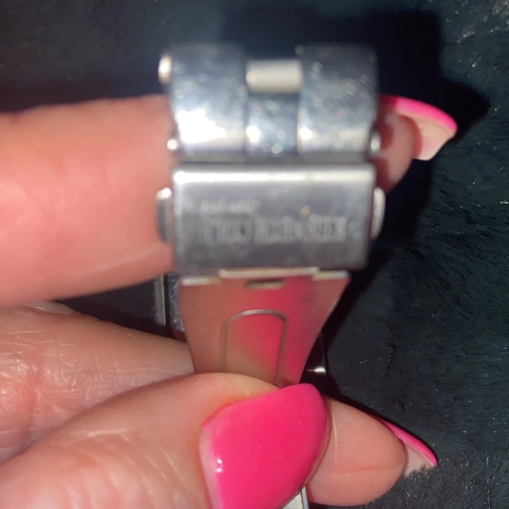 Kenneth Cole New York preloved some